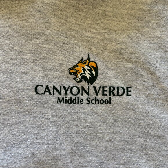 Unisex Gildan Gray Bundle of Hoodies (6) Studio Wardrobe - Picture 5 of 16